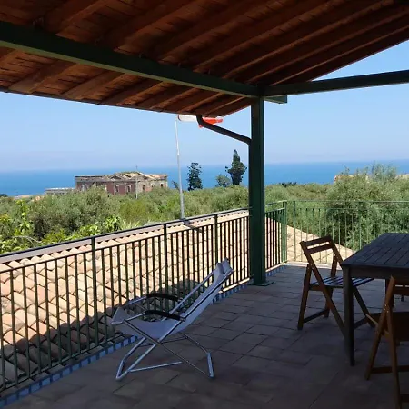 Casa Lucrezia Al Paradiso Campanga E Vista Eolie Feriehus Milazzo