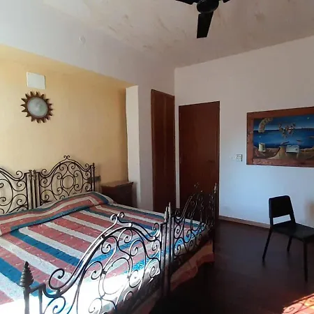 Feriehus Casa Lucrezia Al Paradiso Campanga E Vista Eolie