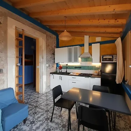 Casa Lucrezia Al Paradiso Campanga E Vista Eolie *